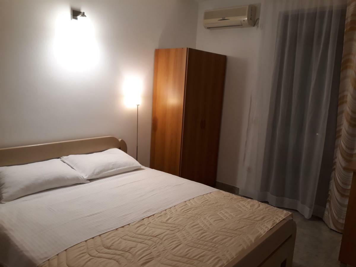 Apartments Ardura Petrovac Εξωτερικό φωτογραφία
